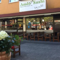 Amdo Sushi outside