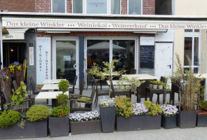 Das kleine Winkler outside