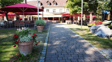 Barfüßer Die Hausbrauerei Neu-ulm outside