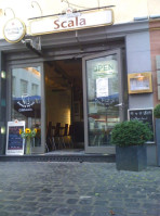 Café Scala inside