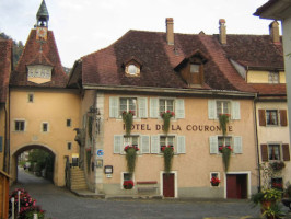 Hotel Restaurant de la Couronne inside