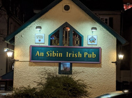 An Sibin Irish Pub outside