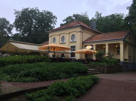 Stadtpark Restaurant outside