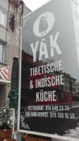 YAK Restaurant Glarus outside
