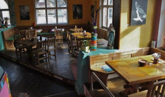 Frida Kahlo Art Café Food inside