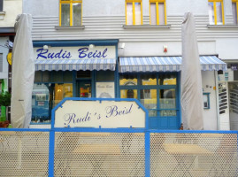Rudi's Beisl food