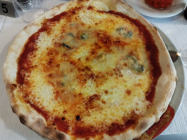Pizzeria Veneziana food