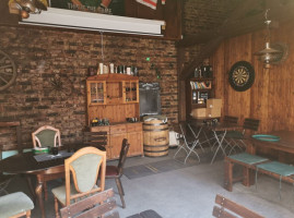 Mac Gowan`s Irish Pub inside