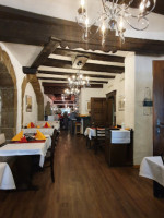 Restaurant Arlequin inside