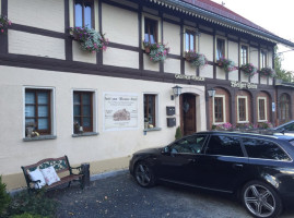 Gasthof Und Pension Weisser Stein outside