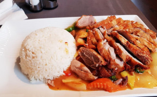 Phuong Dong food