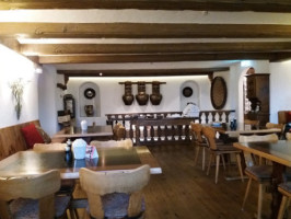 Taverne 1879 inside