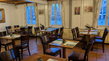 Restaurant Hirschen inside