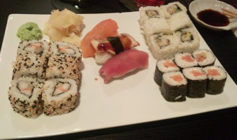 Sushi-moon Jessica Jochheim food