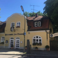 Brunnwart - Restaurant und Biergarten inside