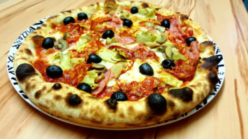 Digregorio Pizzeria food