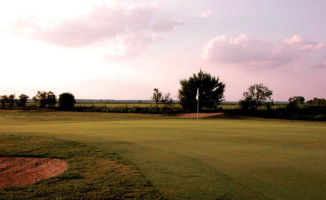 Golf In Wall food