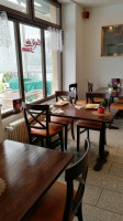 Café du Tram, Leuba inside