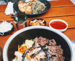 Chun Hee food