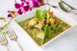 Krone Kittipon's Thai Cuisine food