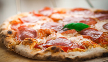 PIZZA SPICY Fine Food food
