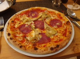 La Galleria food
