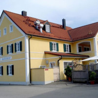 Gasthof Zum Maurerwirt outside