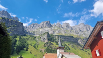 Gasthaus Urnerboden inside