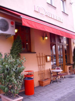 L`Osteria outside