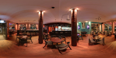 News Cafe Und Musikbar inside