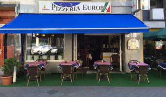 Pizzeria Europa inside