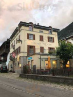 Albergo Piz Cam outside