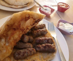 Imbiss-striegel Vrata Bosne food