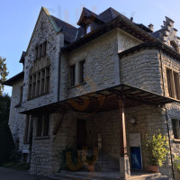 Villa Boveri outside