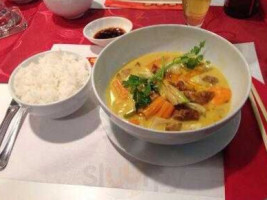 Moon's Vietnam Cafe food