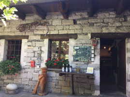 Grotto Al Ponte food