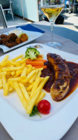 Restaurant-Rebstock food