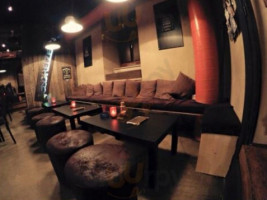 Gleis 13 inside