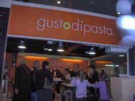 Gusto Di Pasta food