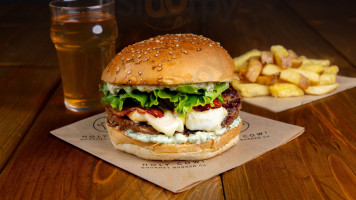 Holy Cow! Gourmet Burger Co. GenÈve Cornavin food