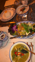 Thai Djaoprayah food