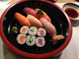 Sushi Yamasaki food