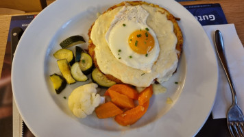 Rheinfelder Bierhalle food