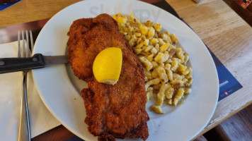 Rheinfelder Bierhalle food