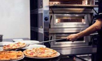 Dieci Pizza Kurier Lausanne-west food