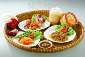 Sabaye Sabaye Thai Food food