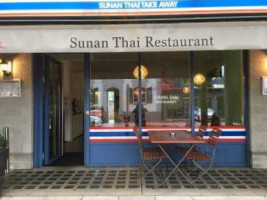 Sunan Thai Take Away outside