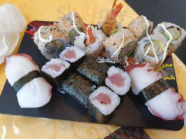 Sushi Metropole food