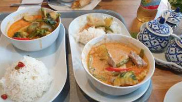 9 Thai food