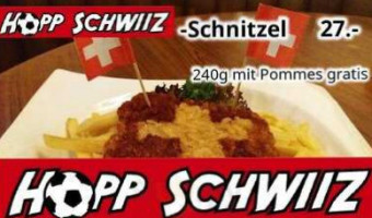 Onkel Thoms Schnitzelscheune Zum Hirschen food